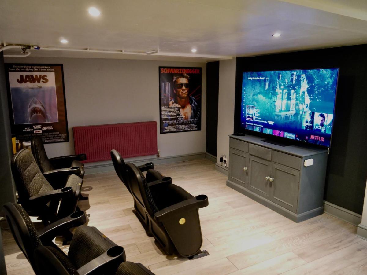 Luxury 3 Bathroom Cinema And Sauna Seaford Zewnętrze zdjęcie